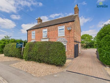 Caistor Road, North Kelsey Moor, LN7