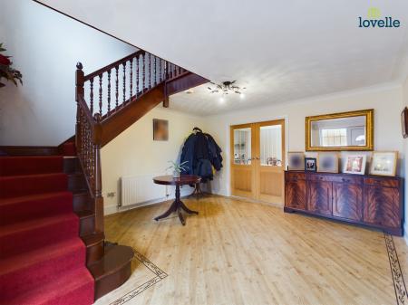 4 bedroom Detached house for sale in Homeleigh Court, Middle Rasen, LN8