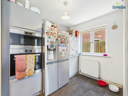 4 bedroom Detached house for sale in Kingfisher Drive, Market Rasen, LN8