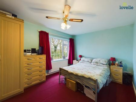 4 bedroom Detached house for sale in Lincoln Drive, Caistor, LN7