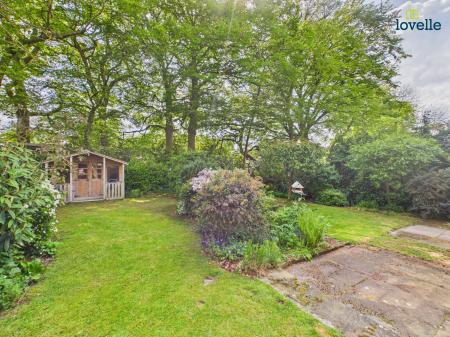 4 bedroom Detached house for sale in Lincoln Drive, Caistor, LN7