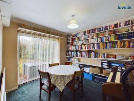 4 bedroom Detached house for sale in Lincoln Drive, Caistor, LN7