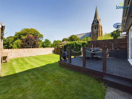 3 bedroom Detached house for sale in Manor Drive, Binbrook, LN8