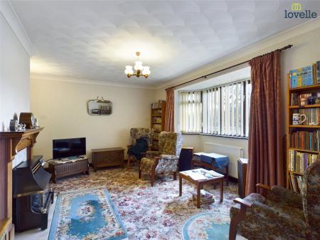 2 bedroom Detached bungalow for sale in Meadow Drive, Binbrook, LN8