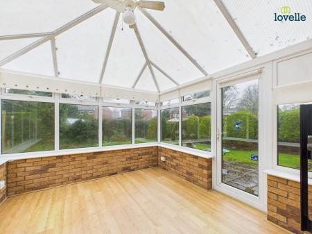 4 bedroom Detached house for sale in Meadow Drive, Binbrook, LN8