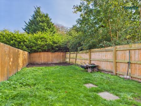 2 bedroom End of terrace house for sale in Moorhen Close, Market Rasen, LN8