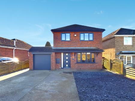 Navigation Lane, Caistor, LN7