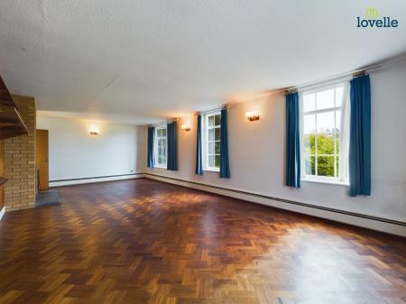5 bedroom Detached house for sale in Rase Lane, Market Rasen, LN8