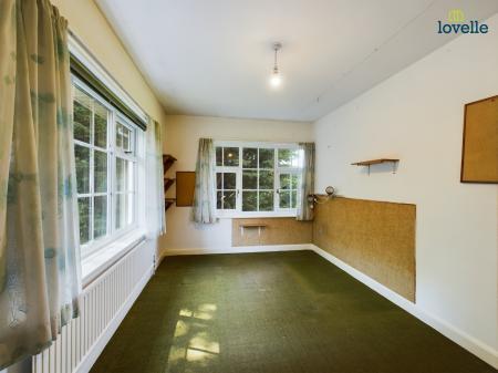 5 bedroom Detached house for sale in Rase Lane, Market Rasen, LN8