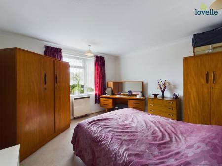 2 bedroom Semi-detached bungalow for sale in Salters Cottages, Ludford, LN8