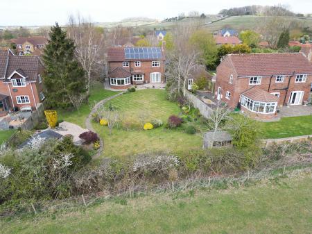 4 bedroom Detached house for sale in Springfields, Tealby, LN8