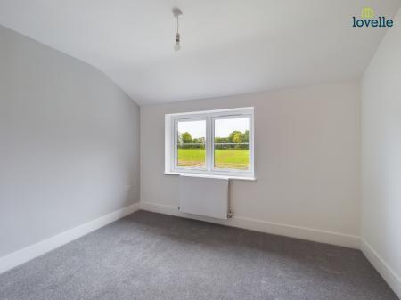 5 bedroom Detached house for sale in Thornton Road, North Owersby, LN8