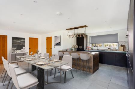 5 bedroom Detached house for sale in Thornton Road, North Owersby, LN8