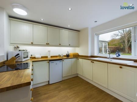 4 bedroom Detached house for sale in Thorpe Lane, Tealby, LN8