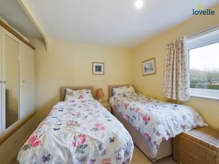 4 bedroom Detached house for sale in Thorpe Lane, Tealby, LN8