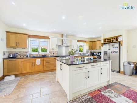 5 bedroom Detached house for sale in Grange Lane, Bishop Norton, LN8