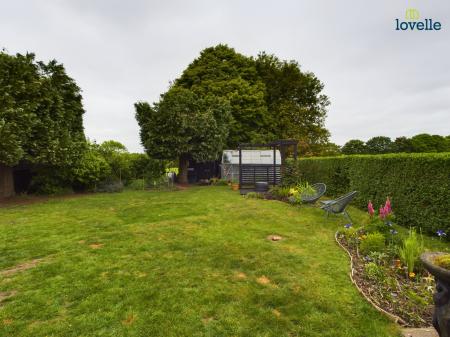 4 bedroom Detached house for sale in Legsby Road, Market Rasen, LN8