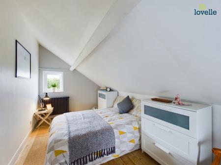 4 bedroom Detached house for sale in Legsby Road, Market Rasen, LN8