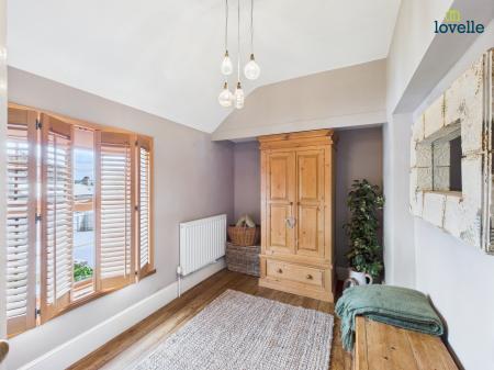 3 bedroom Semi-detached house for sale in High Street, Binbrook, LN8