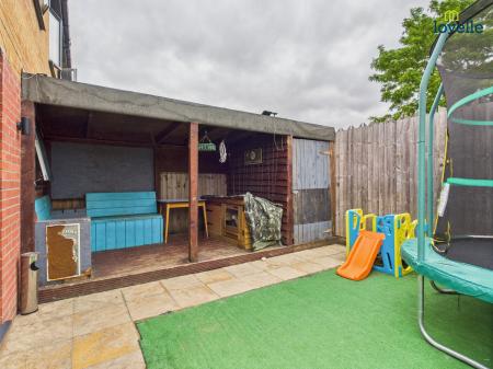 3 bedroom End of terrace house for sale in Oxford Court, Market Rasen, LN8