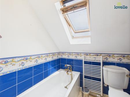 3 bedroom Detached bungalow for sale in St Marys Lane, Binbrook, LN8