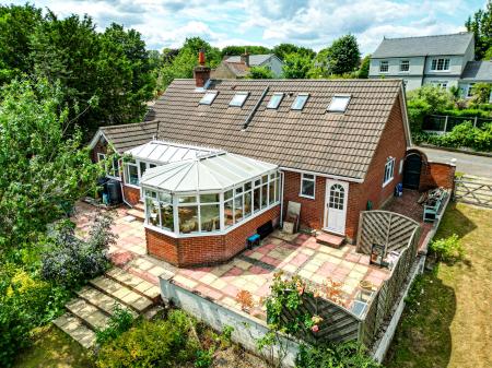 3 bedroom Detached bungalow for sale in St Marys Lane, Binbrook, LN8