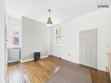 4 bedroom End of terrace house to let in Church Street, Market Rasen, LN8