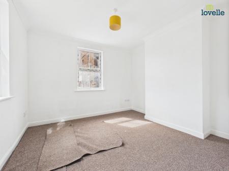 4 bedroom End of terrace house to let in Church Street, Market Rasen, LN8