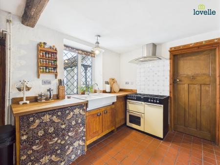 4 bedroom Detached house for sale in High Street, Waddingham, DN21