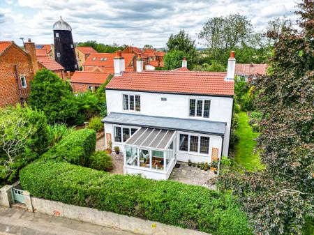 High Street, Waddingham, DN21