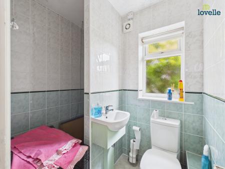 3 bedroom Detached bungalow for sale in Spridlington Road, Faldingworth, LN8