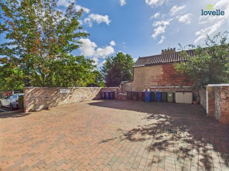 1 bedroom End of terrace house for sale in King Street, Market Rasen, LN8