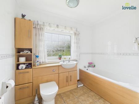 3 bedroom Detached bungalow for sale in Glen-Dell, Hatton, LN8