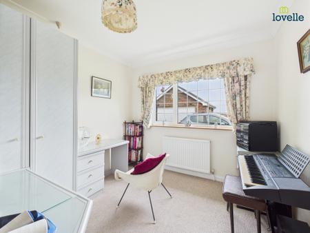 3 bedroom Detached bungalow for sale in Glen-Dell, Hatton, LN8