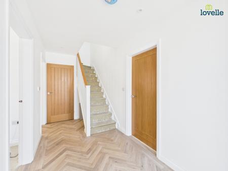 4 bedroom Detached house for sale in Gainsborough Road, Middle Rasen, LN8