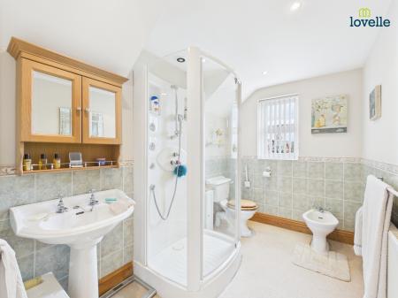 4 bedroom Detached house for sale in Normanby Road, Nettleton, LN7