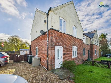 2 bedroom End of terrace house for sale in Main Road, Langton By Wragby, LN8