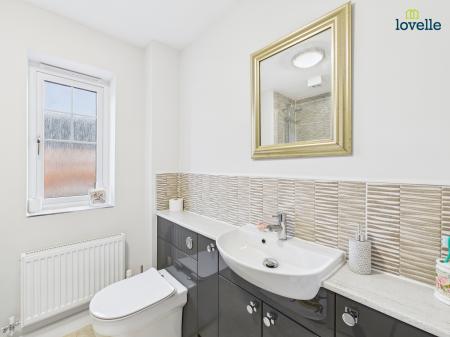 4 bedroom Detached house for sale in Southwold Road, Market Rasen, LN8