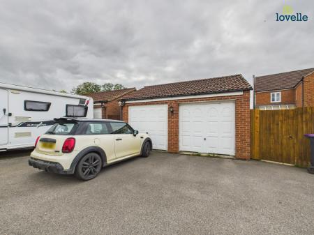 4 bedroom Detached house for sale in Plover Walk, Market Rasen, LN8