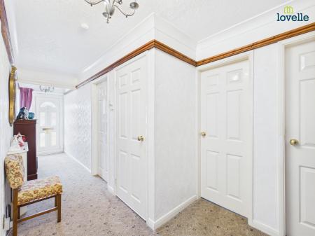 3 bedroom Detached bungalow for sale in Tennyson Close, Caistor, LN7