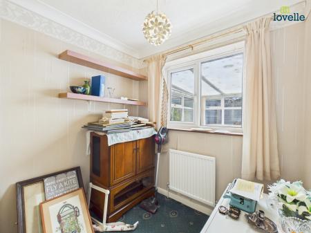 3 bedroom Detached bungalow for sale in Tennyson Close, Caistor, LN7