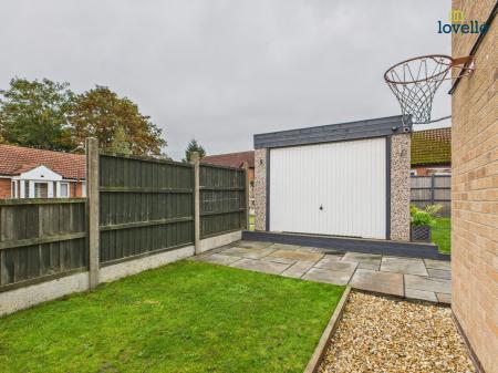 2 bedroom Semi-detached house for sale in Wellesley Close, Market Rasen, LN8