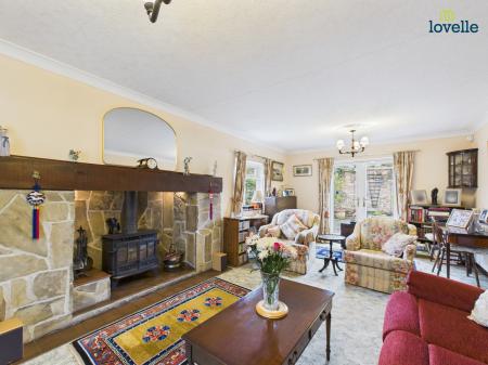 3 bedroom Detached house for sale in Kiln Hill, Ludford, LN8