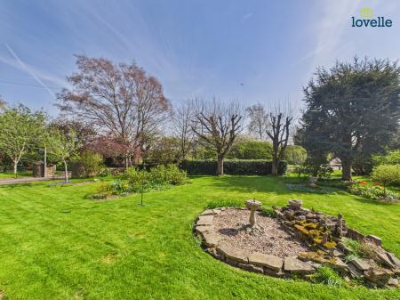 3 bedroom Detached house for sale in Kiln Hill, Ludford, LN8