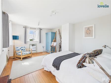 4 bedroom Detached house for sale in Main Road, Legsby, LN8