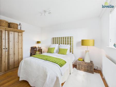 4 bedroom Detached house for sale in Main Road, Legsby, LN8