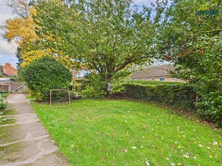 4 bedroom Detached house for sale in South Dale, Caistor, LN7