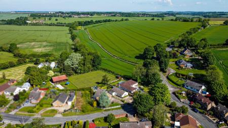 2 bedroom Detached bungalow for sale in Grimsby Road, Binbrook, LN8