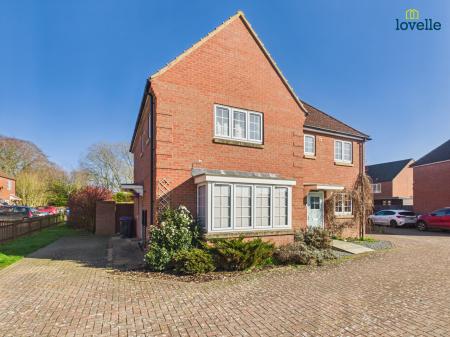 Kingfisher Drive, Market Rasen, LN8