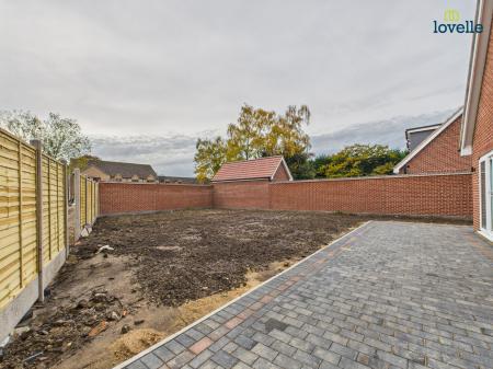 4 bedroom Detached house for sale in Gallamore Lane, Market Rasen, LN8